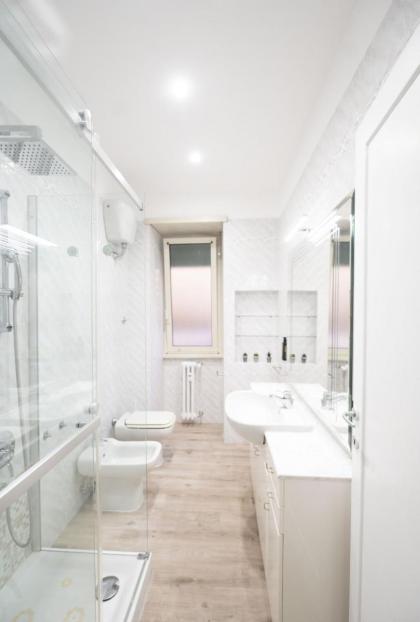 Lovely Apartment in Hip and Vibrant Pigneto - image 21