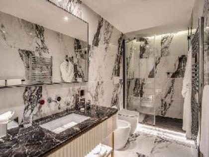 Hotel Zara - image 23