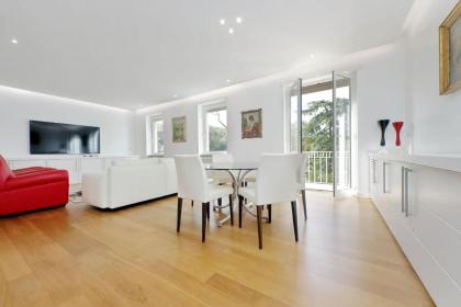 Santa Maria Liberatrice 