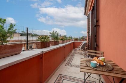 Top View Luxury apartment Piazza del Popolo - image 27