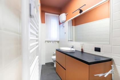 LUCIANO LUXURY APARTMENT - image 29