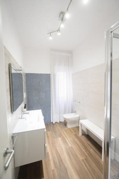 Lovely Design Apartment with Balcony - image 16