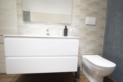 Lovely Design Apartment with Balcony - image 17