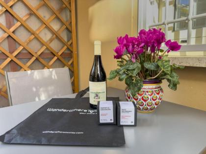 Lovely Design Apartment with Balcony - image 21