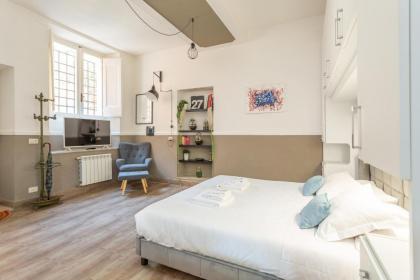 Central Charm near Piazza Navona - Cozy Loft for 2 - image 28
