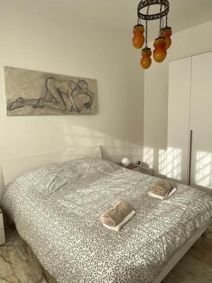 Acquedotti apartment with garden - image 28