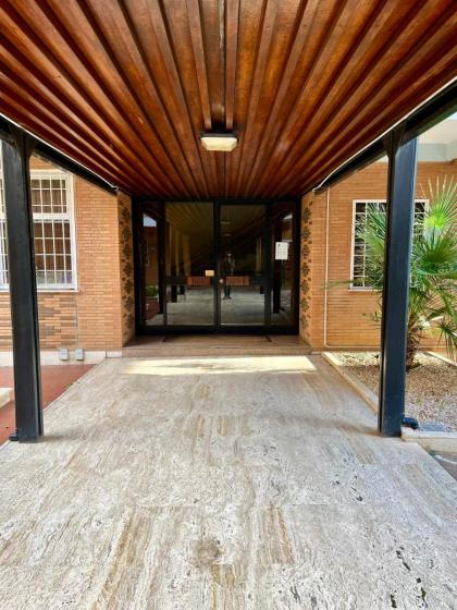 Acquedotti apartment with garden - image 29