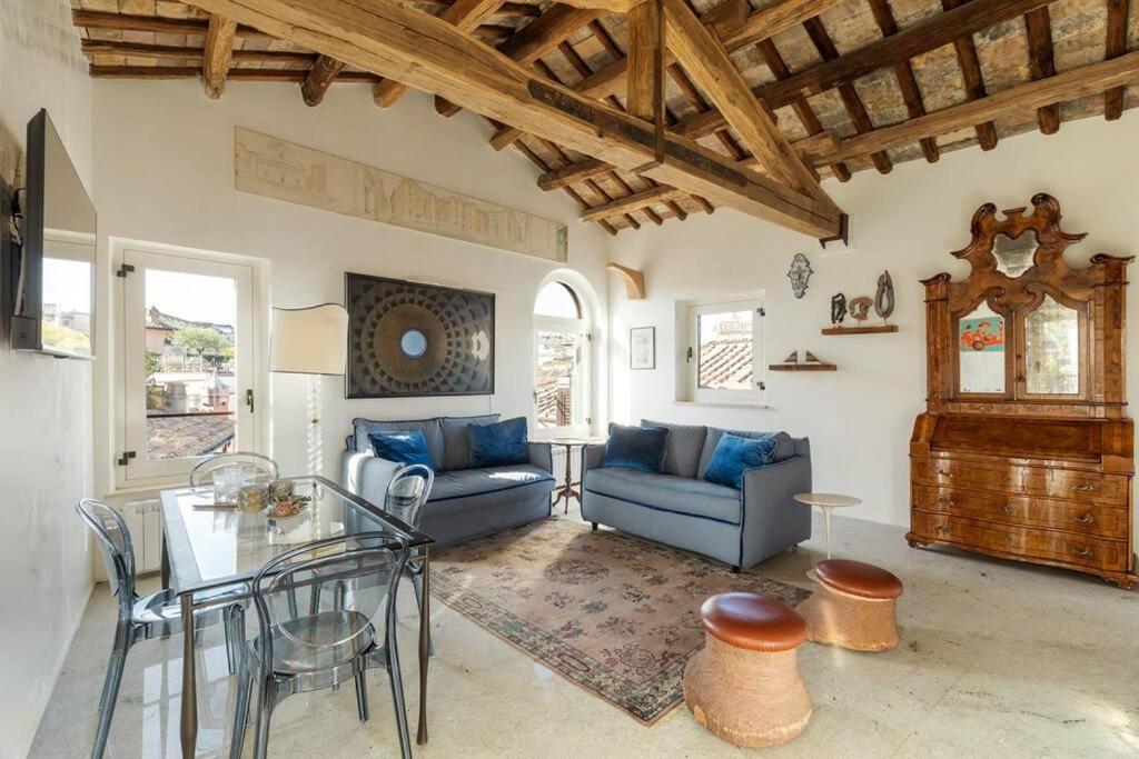 Casa Adriana by Burghesius - main image