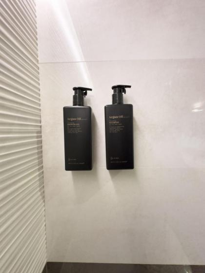 Spanish Steps Romantic Nest - image 21