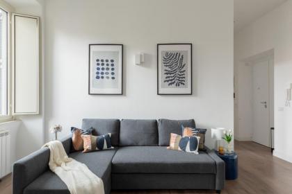 iFlat Magnificent Central Apartment - image 27