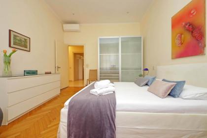 Spacious Parioli Apartment - image 28