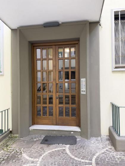 Trastevere 2 BR Cozy Apartment - image 25