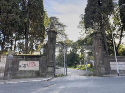 Trastevere 2 BR Cozy Apartment - image 30