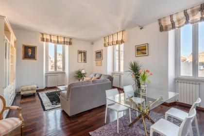 Stunning Center Rome Apartment - image 23