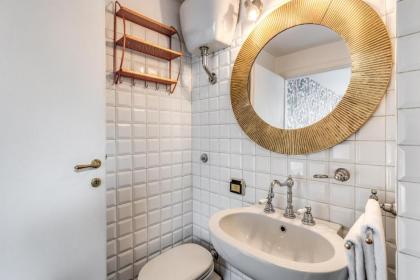 Trastevere Outstanding 4 BR Terraced Apartment - image 26