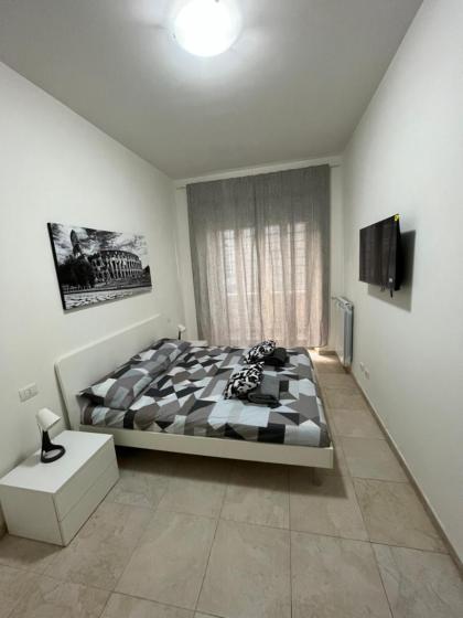 Monti Deluxe Apartment - image 21